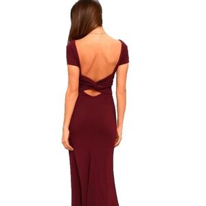 Blackless maxi dress